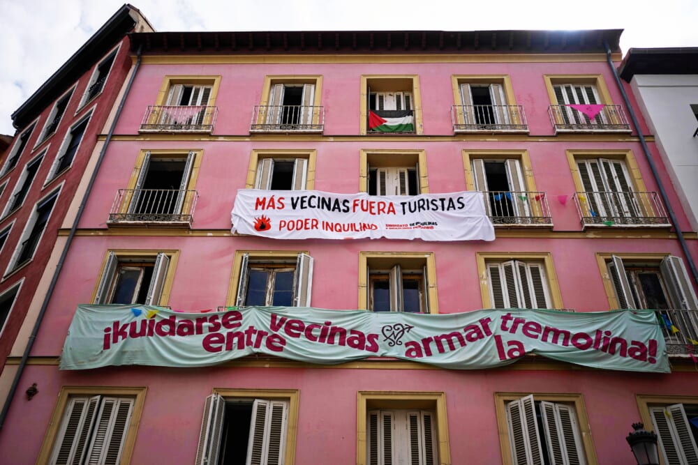 Spain fines Airbnb $75 million for unlicensed tourist rentals