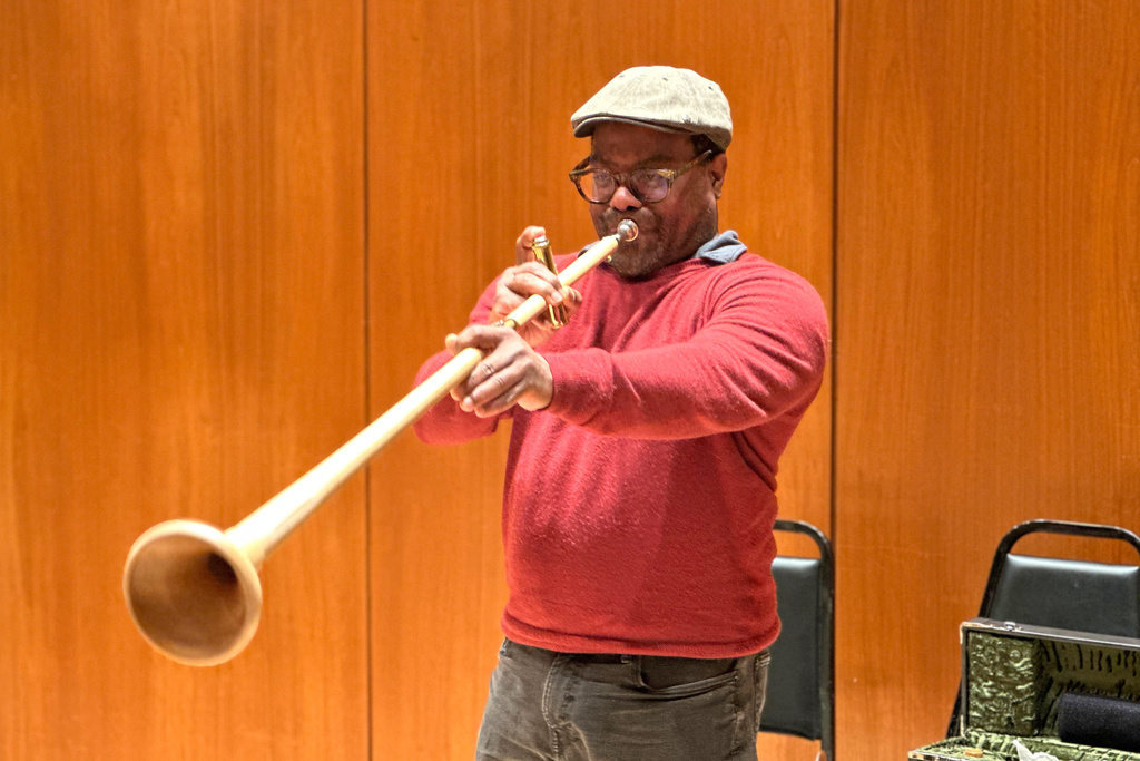 A rare wooden horn featured in the Met’s new “Tristan und Isolde”