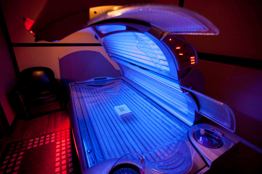 Tanning is popular again, but it can cause cancer