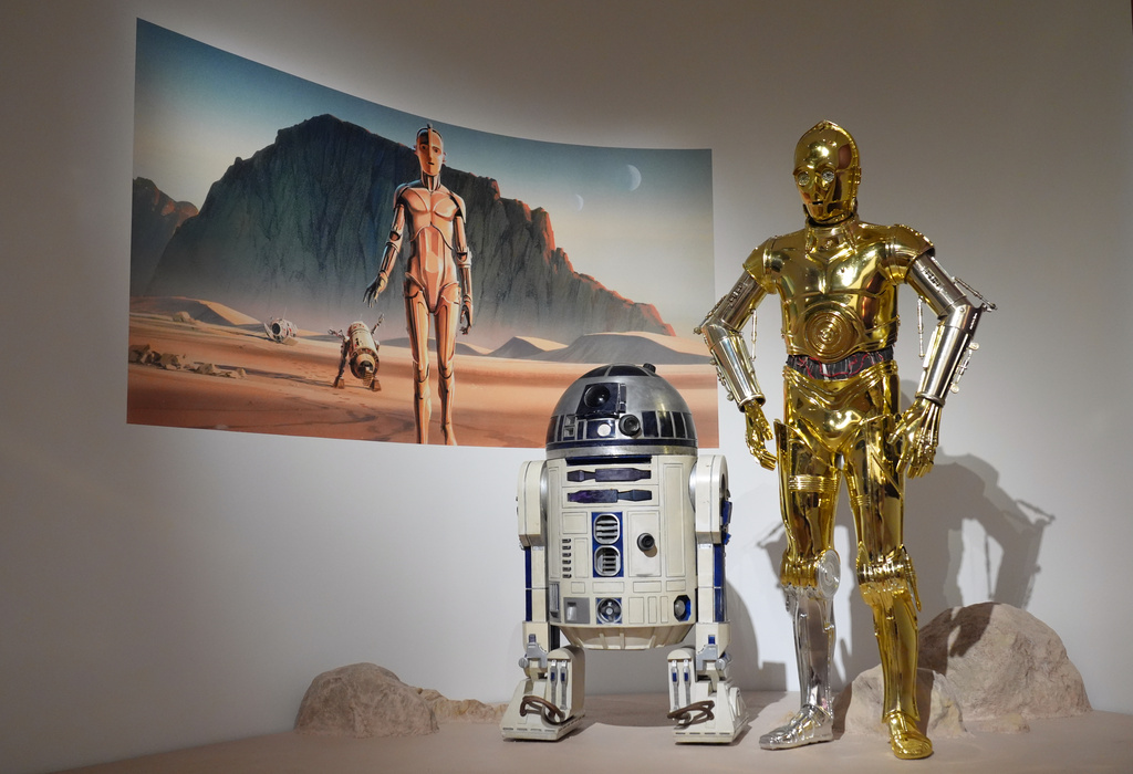 New Lucas museum opens with “Star Wars” and famous art